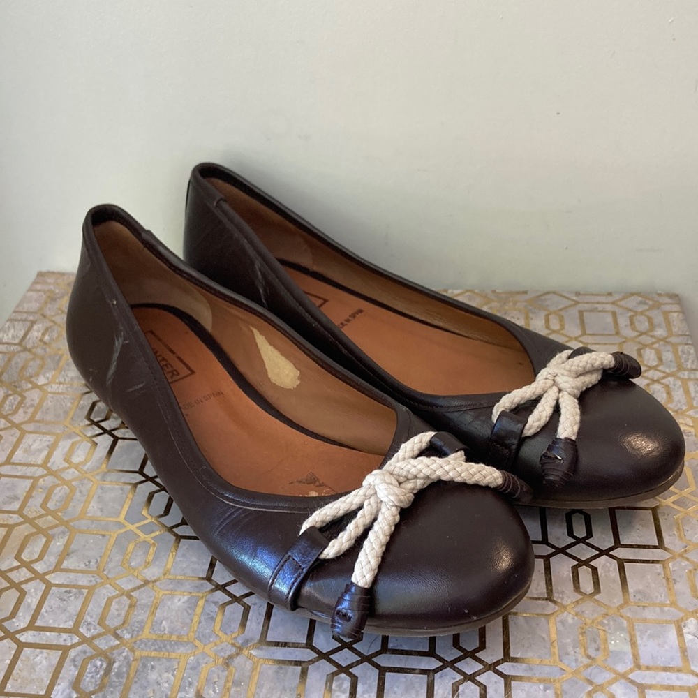 Hunter Brown Leather Dex Ballet Flats